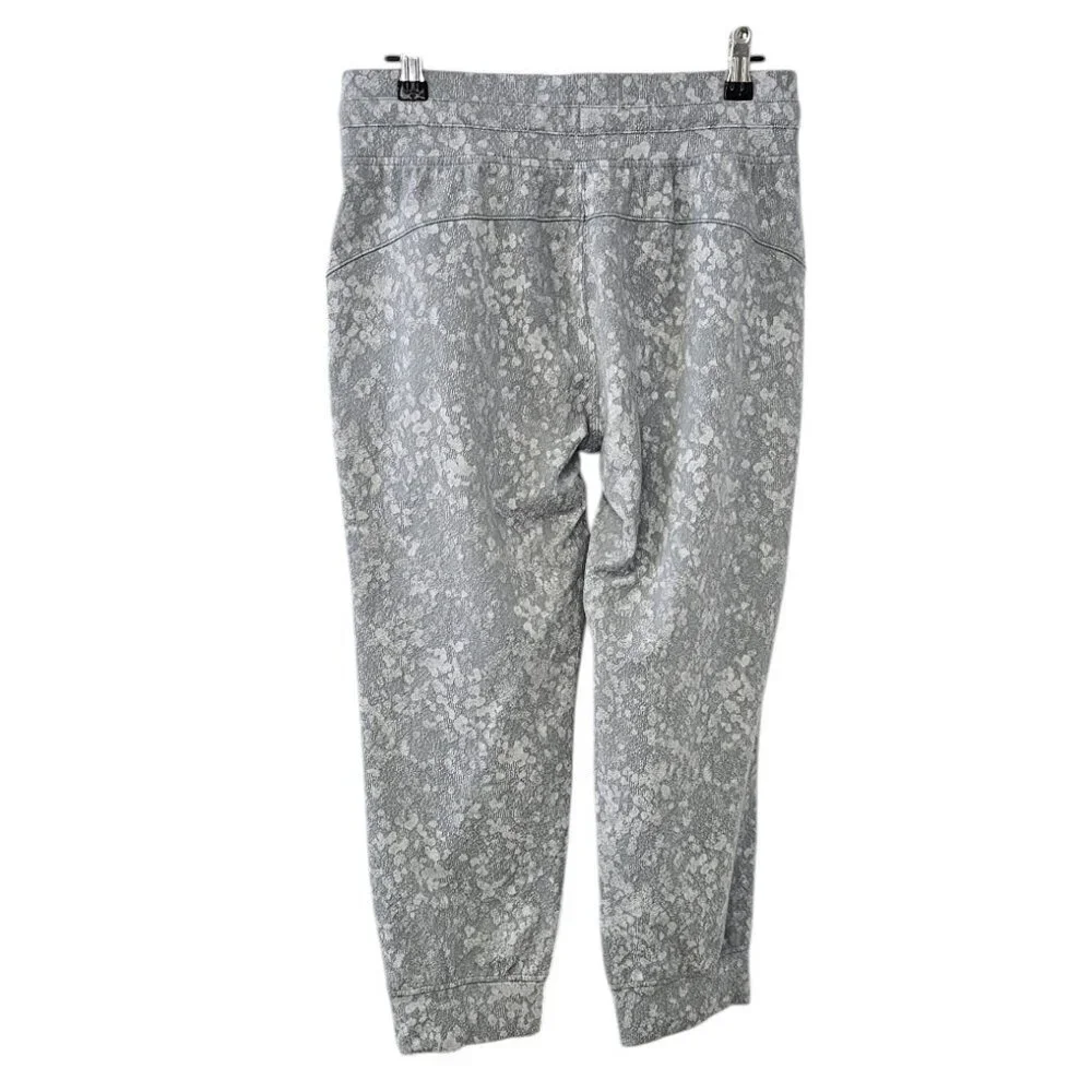 Lululemon Ready to Rulu Jogger Crop Speckle Spritz Jacquard Rhino Grey Silver, 6 - Picture 2 of 10